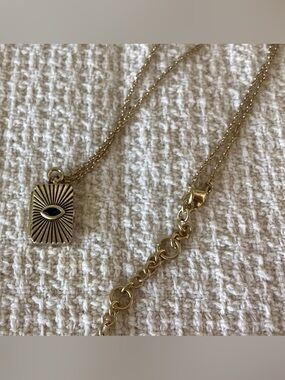 Cabi 2197 Diary Necklace